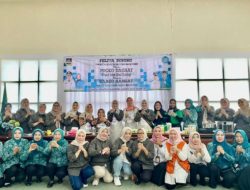 PJ Ketua TP PKK KBB Bersama Camat Ngamprah hadiri Peduli Ibu Hamil dan Balita Beresiko Stunting DASHAT di Desa Mekasari