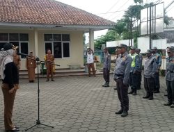 Jelang akhir tahun 2024 Satlinmas Kecamatan Ngamprah gelar apel siaga