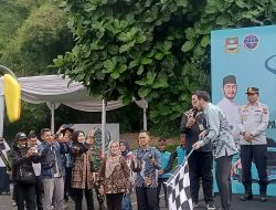 Bupati Bandung barat bersama wakil bupati didampingi oleh kadishub KBB melepas Mudik Gratis