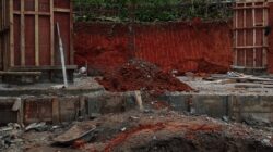 Warga Desa Sindangsari kecamatan Cisompet kabupaten Garut hentikan Pembangunan Tower,Tindak Tegas oknum yang yang membekingi.