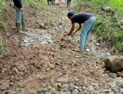 Pemerintah desa najaten sigap laksanakan pembangunan jalan rabat beton